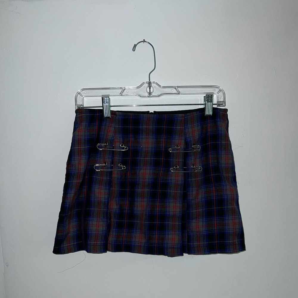 90s plaid mini skirt